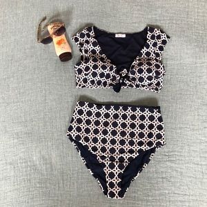 Two Piece Swimsuit w Reversible Bottoms